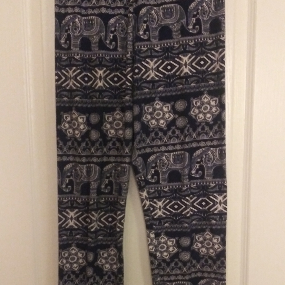 2 Boho Leggings